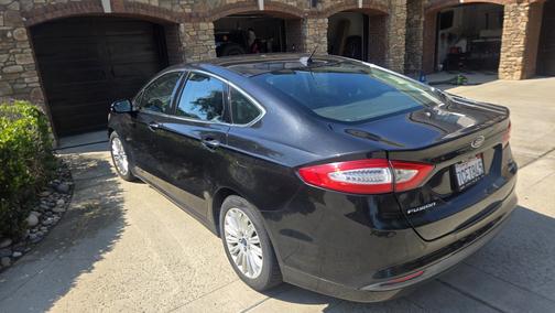 2014 Ford Fusion Hybrid SE