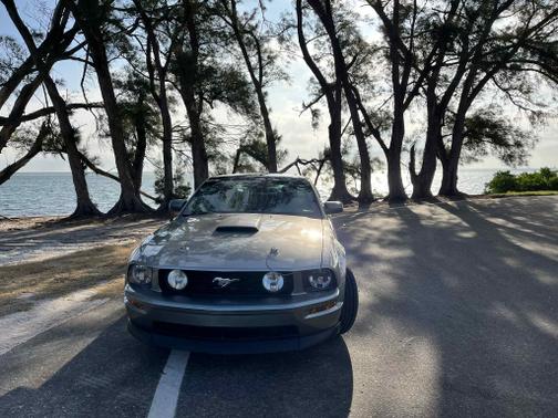 2009 Ford Mustang GT Premium