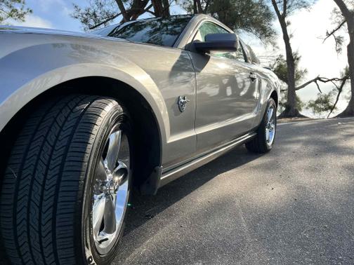 2009 Ford Mustang GT Premium