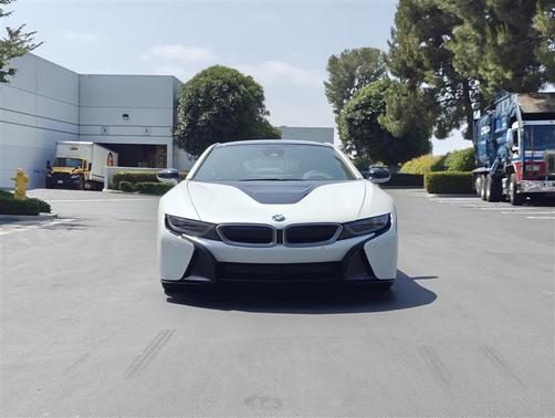 2020 BMW i8 Base