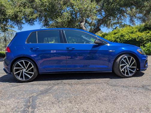 Blue 2018 Volkswagen Golf R 4-Door w/DCC & Navigation