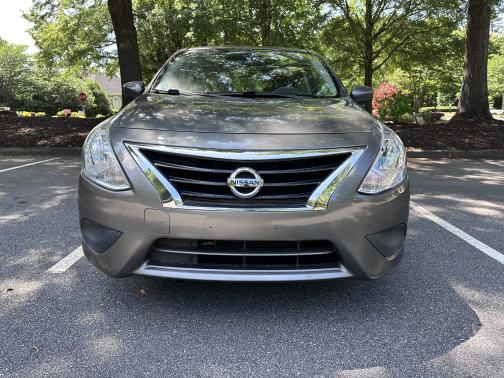 2016 Nissan Versa 1.6 S+