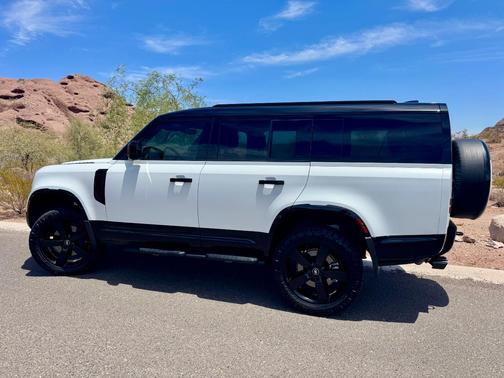 White 2025 Land Rover Defender 130 P400 X-Dynamic SE