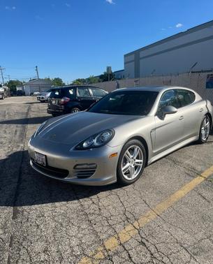 2011 Porsche Panamera 4