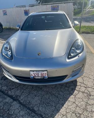 2011 Porsche Panamera 4