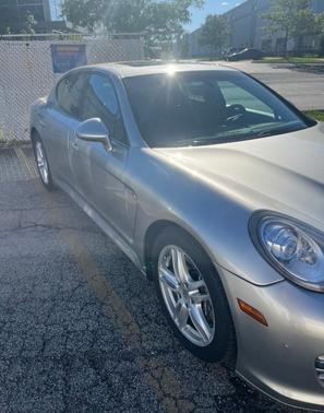 2011 Porsche Panamera 4