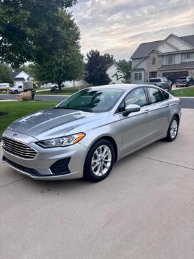 Silver 2020 Ford Fusion SE