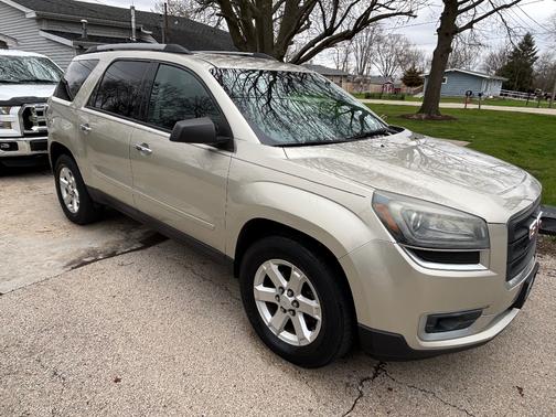 2015 GMC Acadia SLE-2