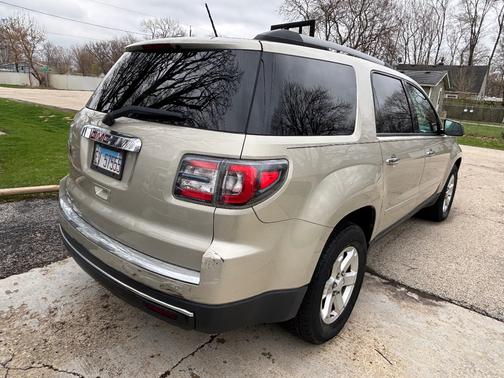 2015 GMC Acadia SLE-2