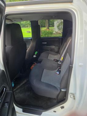 White 2012 GMC Canyon SLE2