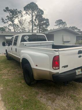 2000 Ford F-350 Lariat Crew Cab Super Duty DRW