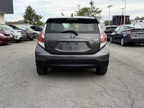 Gray 2017 Toyota Prius c Four