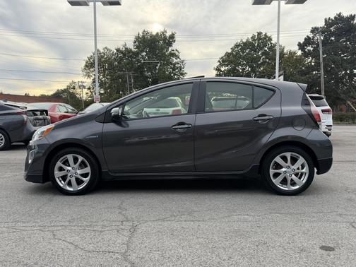 Gray 2017 Toyota Prius c Four