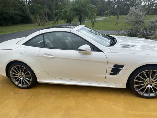 2020 Mercedes-Benz SL 550 Base