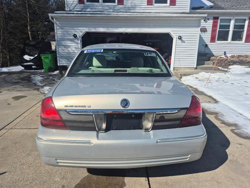 2008 Mercury Grand Marquis LS