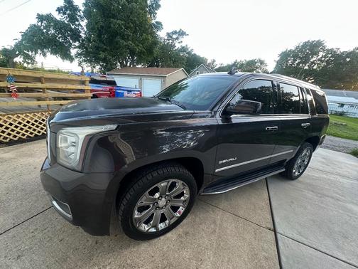 Brown 2015 GMC Yukon Denali