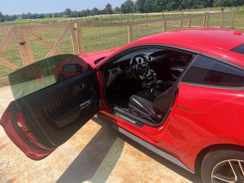2020 Ford Mustang EcoBoost Premium