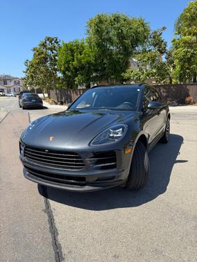 Gray 2021 Porsche Macan Macan S