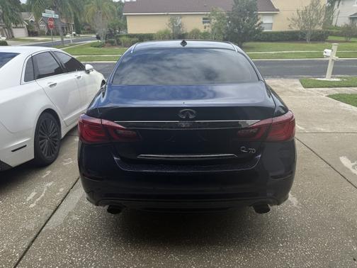 2018 INFINITI Q70L 3.7X LUXE