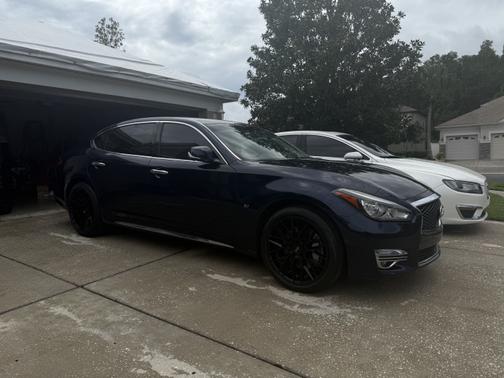 2018 INFINITI Q70L 3.7X LUXE