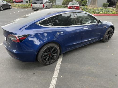 2019 Tesla Model 3 Performance