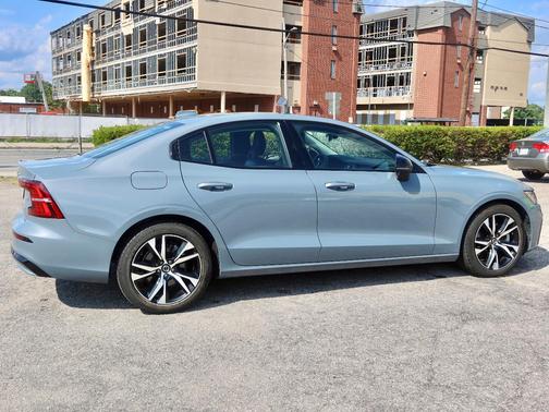 Gray 2024 Volvo S60 B5 Core Dark Theme