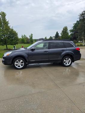 Gray 2013 Subaru Outback 2.5i Limited