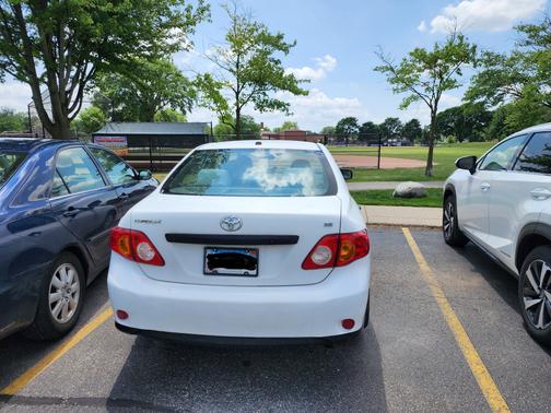 2010 Toyota Corolla LE