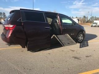 Red 2012 Honda Odyssey EX-L