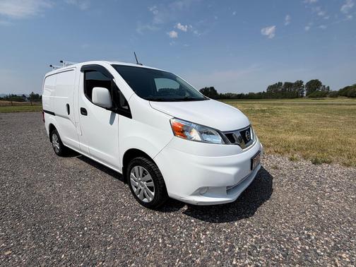 White 2017 Nissan NV200 SV