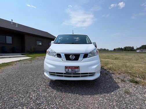 White 2017 Nissan NV200 SV