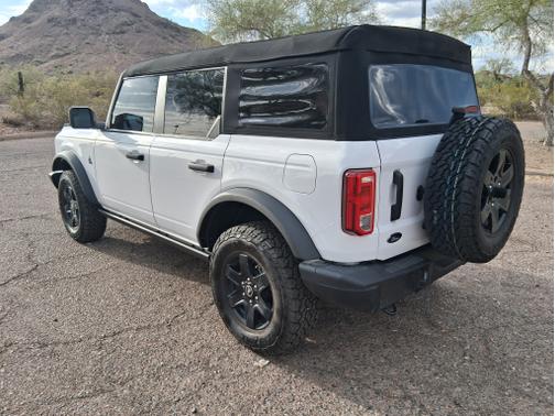 2024 Ford Bronco Black Diamond