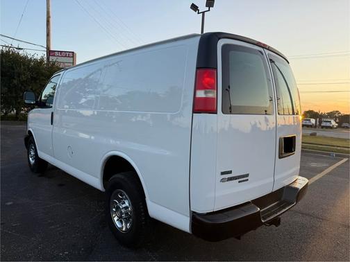 2011 Chevrolet Express 2500 Work Van