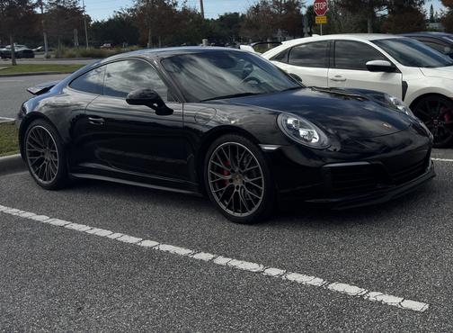 2017 Porsche 911 911 Carrera 4S