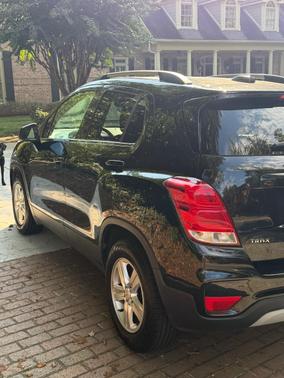 Black 2020 Chevrolet Trax LT