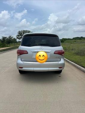 Silver 2017 INFINITI QX80 Base
