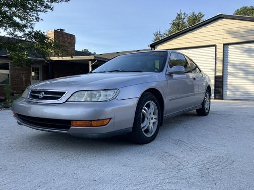 Gray 1997 Acura CL 3
