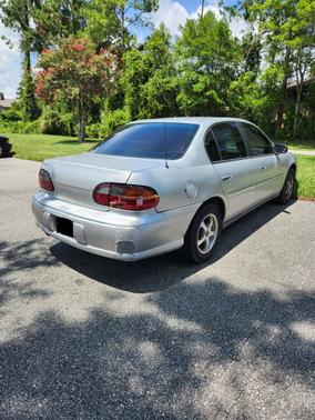 2002 Chevrolet Malibu Base