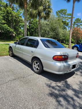 2002 Chevrolet Malibu Base