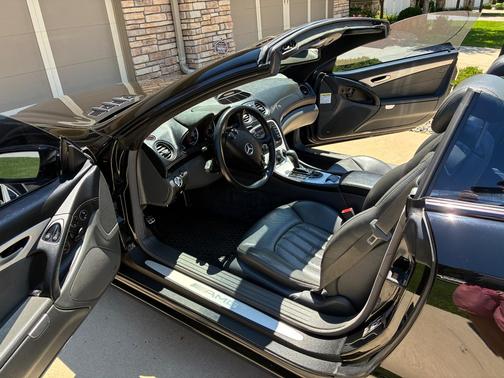 Black 2004 Mercedes-Benz SL-Class SL55 AMG