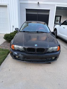 Black 2002 BMW 325 Ci