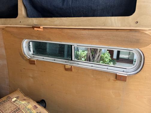 White 2008 Dodge Sprinter 2500 High Roof