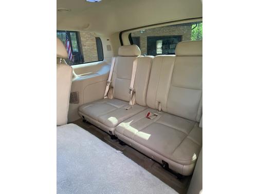 2007 Cadillac Escalade Base