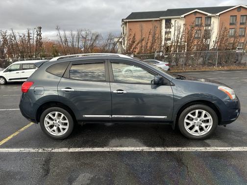 2012 Nissan Rogue SV w/SL Pkg