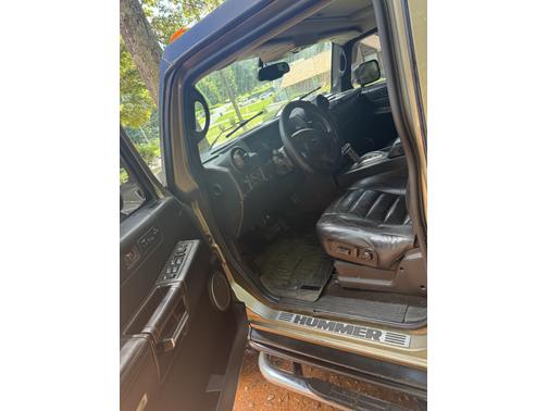 2005 Hummer H2 Base