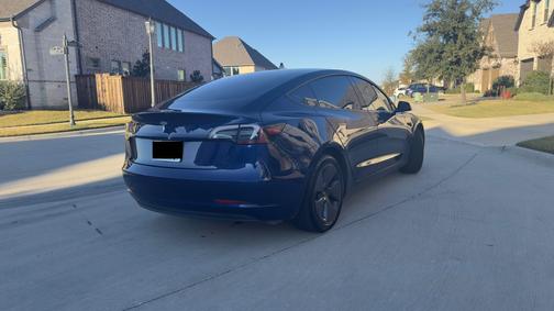 2023 Tesla Model 3 Base