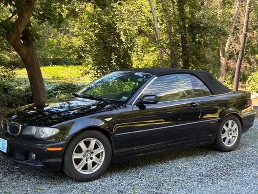 Black 2004 BMW 325 Ci