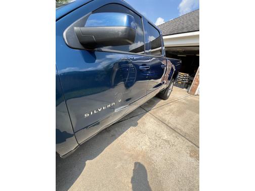 2017 Chevrolet Silverado 1500 2LT