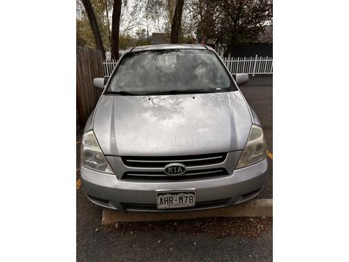 2006 Kia Sedona LX
