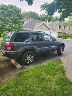 Blue 2002 Jeep Grand Cherokee Limited